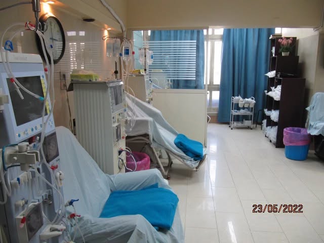 Dialysis room